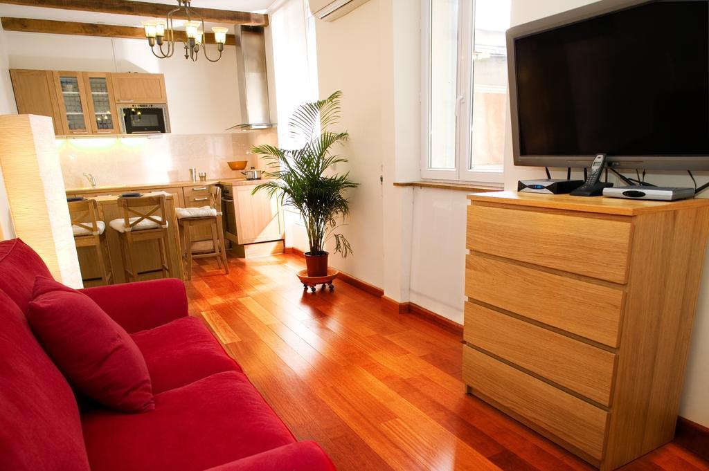 Abbesses Montmartre Apartment ปารีส ห้อง รูปภาพ